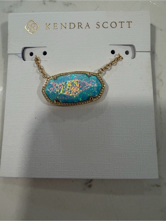 Kendra Scott Jewelry - Kendra Scott Iridescent Blue Opal Elle Pendant Necklace - Gold